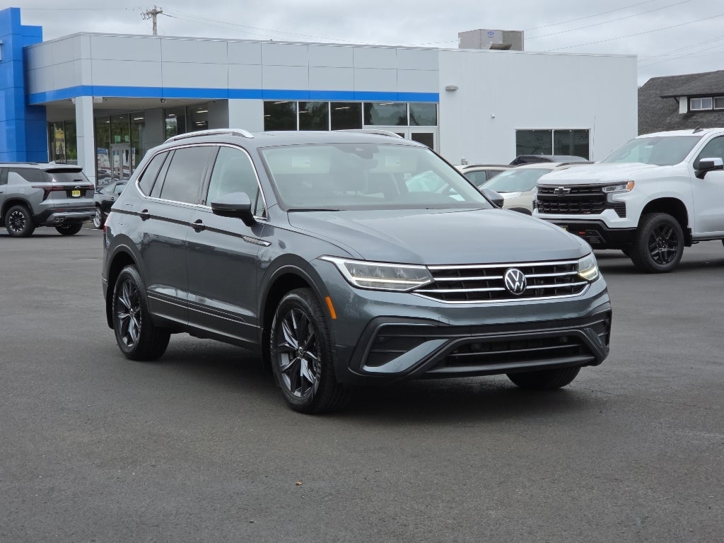2023 Volkswagen Tiguan SE