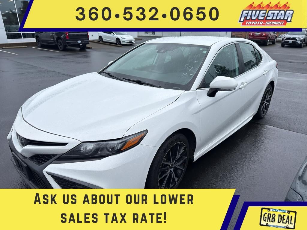 2022 Toyota Camry SE