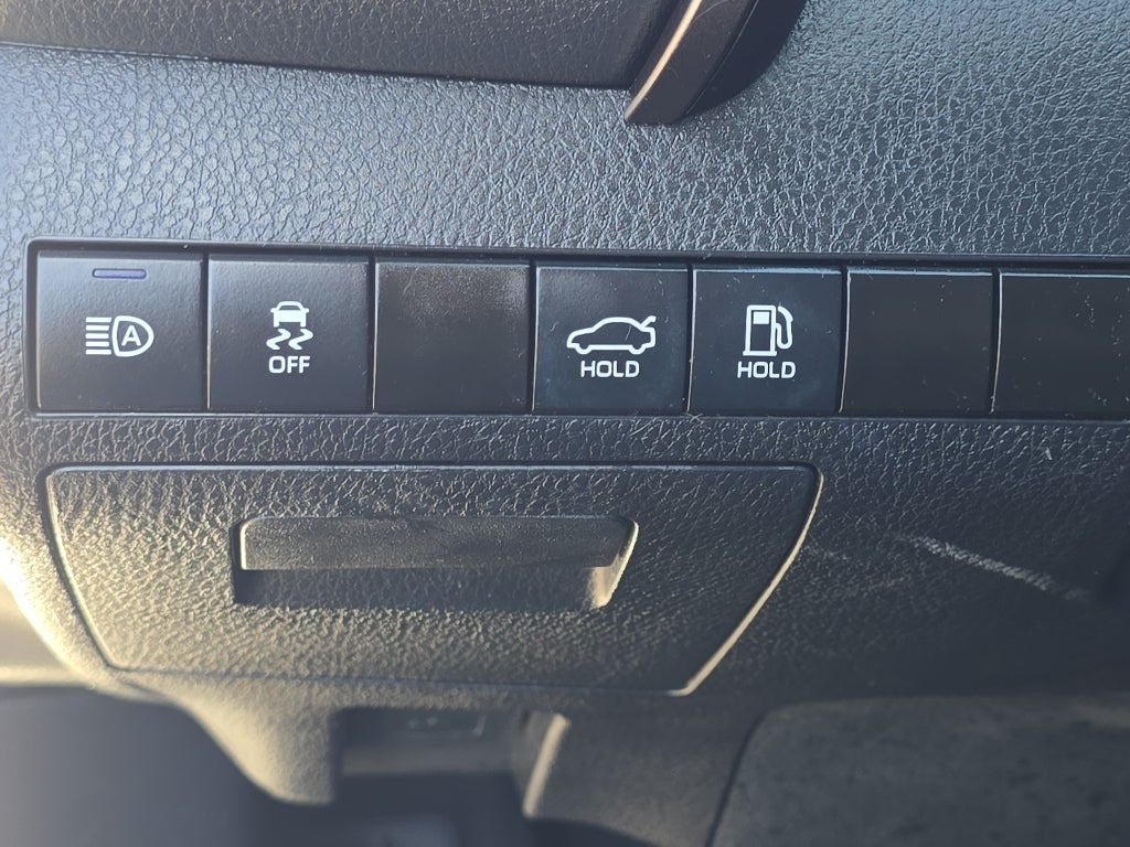 2022 Toyota Camry Hybrid Hybrid LE