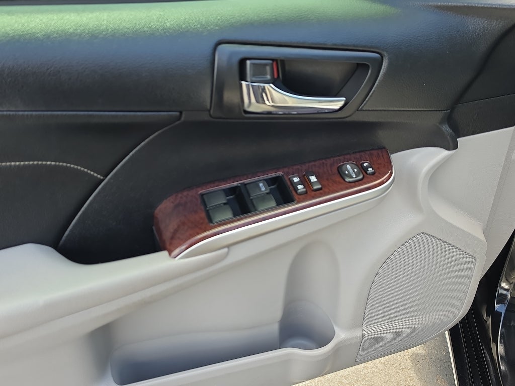 2014 Toyota Camry XLE