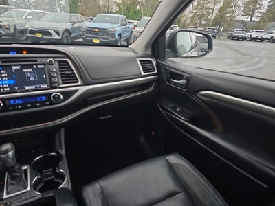 2018 Toyota Highlander Limited Platinum
