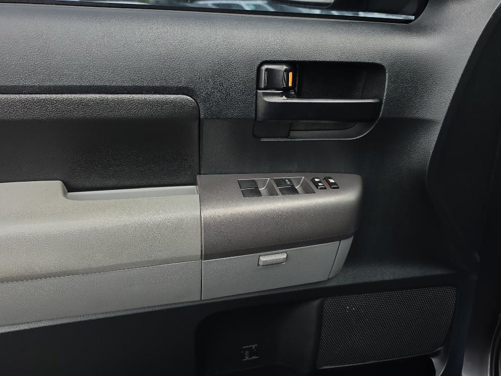 2012 Toyota Tundra Grade 5.7L V8 (A6)