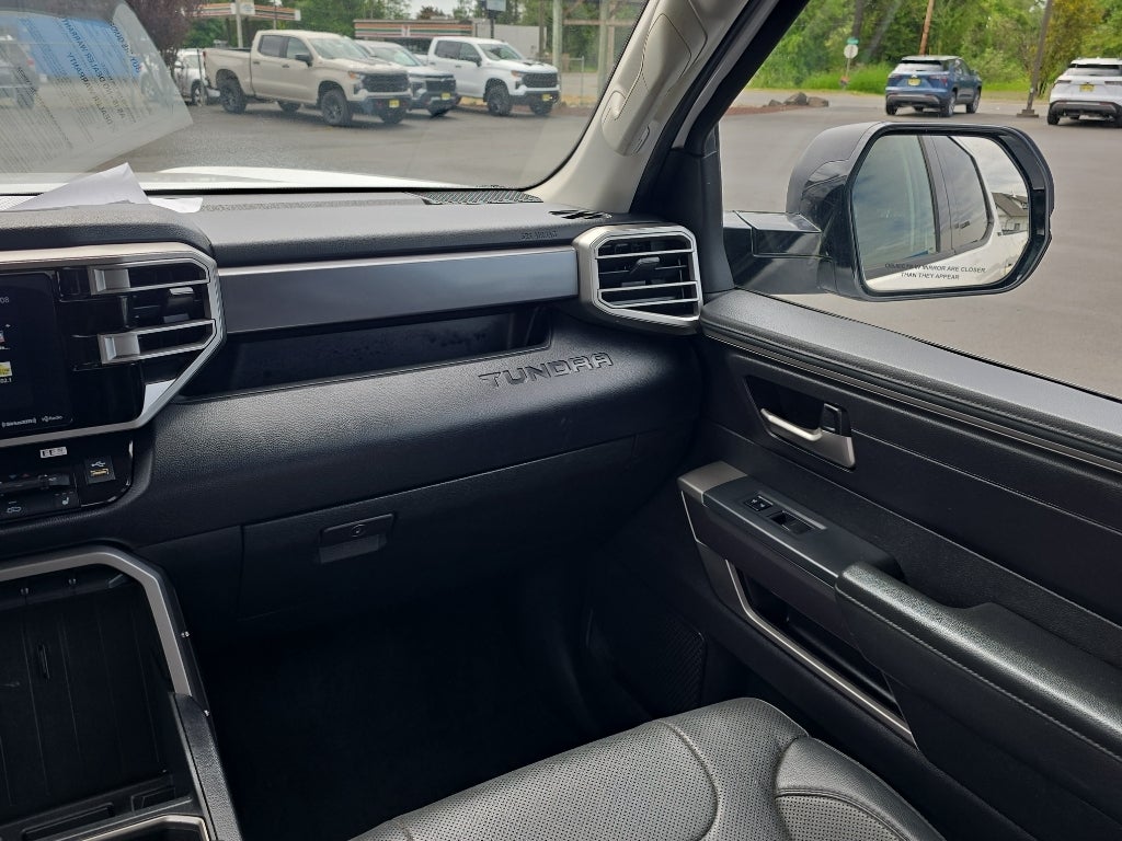 2022 Toyota Tundra Base