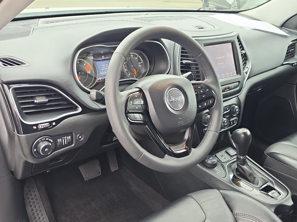 2023 Jeep Cherokee Altitude Lux