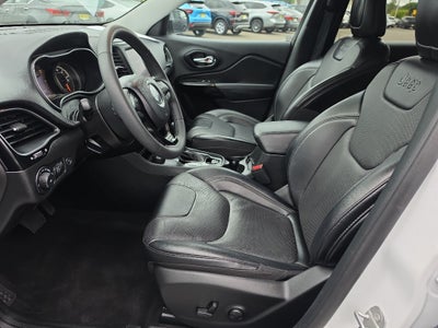 2023 Jeep Cherokee Altitude Lux