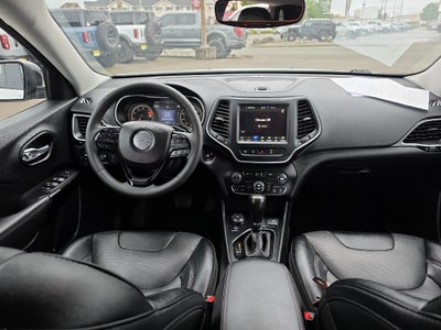 2023 Jeep Cherokee Altitude Lux