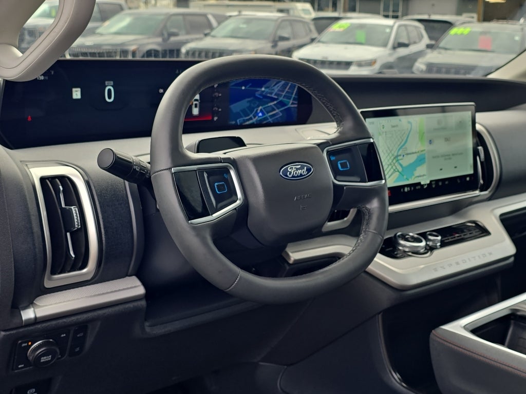 2025 Ford Expedition Active