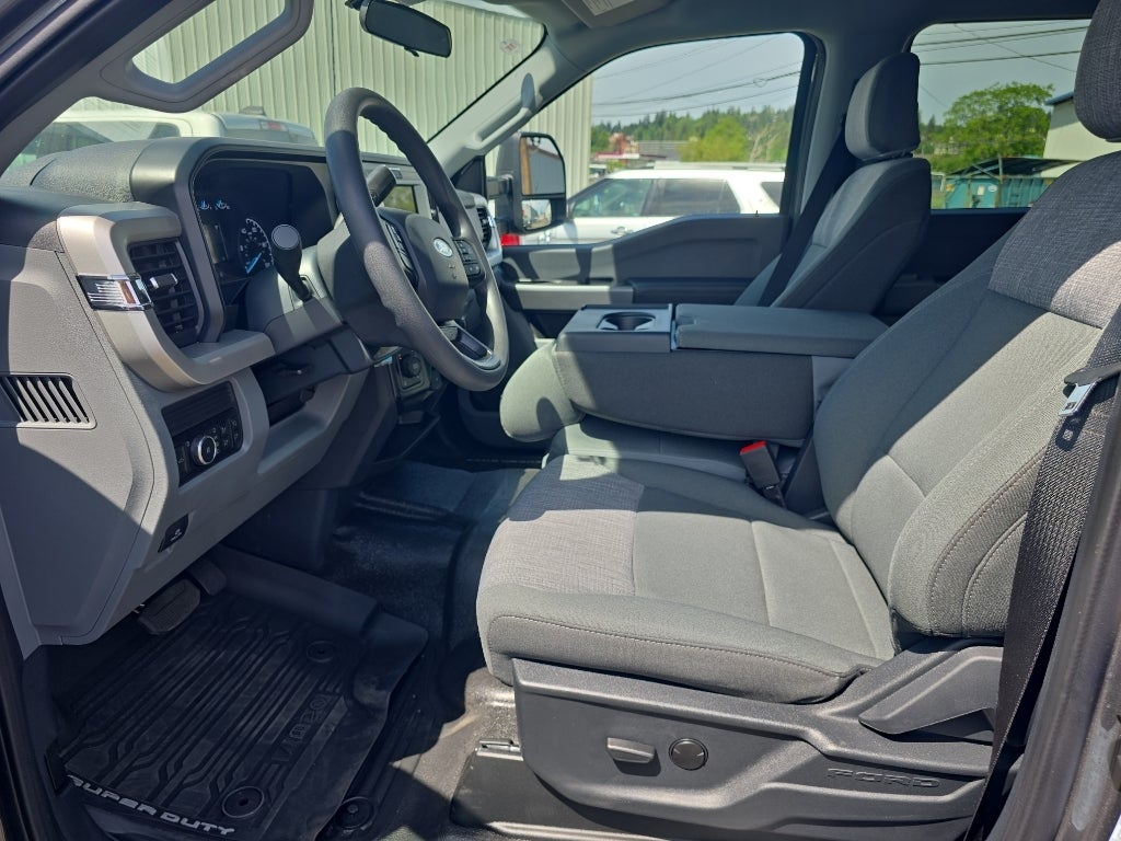 2025 Ford F-250 Super Duty XLT