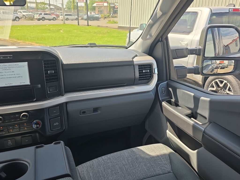 2025 Ford F-250 Super Duty XLT