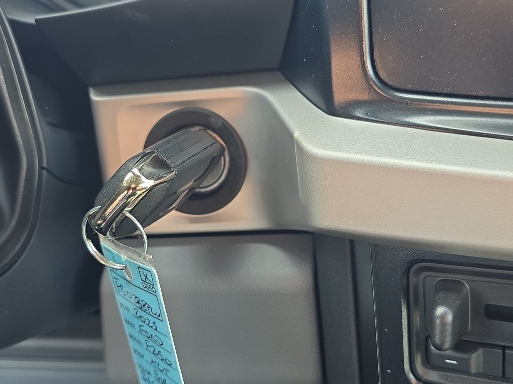 2025 Ford F-250 Super Duty XLT