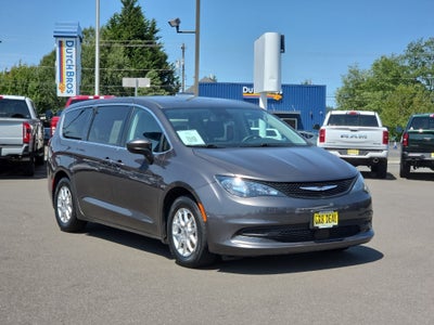 2023 Chrysler Voyager LX
