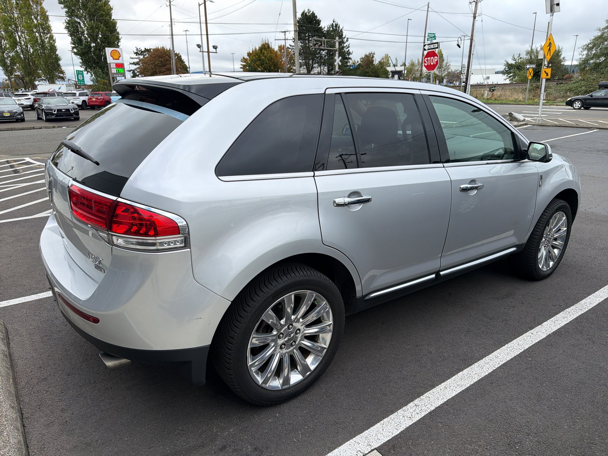 2014 Lincoln MKX Base