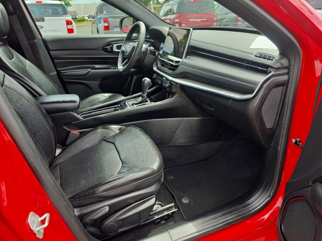 2023 Jeep Compass (RED) Edition
