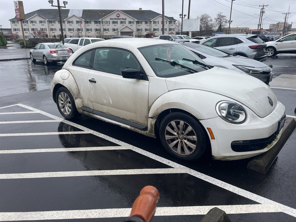 2014 Volkswagen Beetle 2.5L Entry