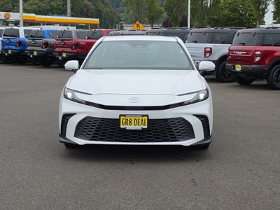 2025 Toyota Camry Hybrid SE