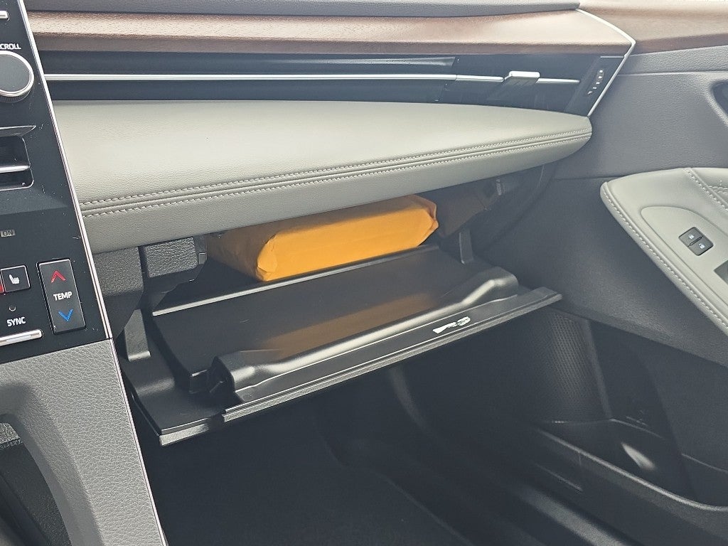 2022 Toyota Avalon Limited