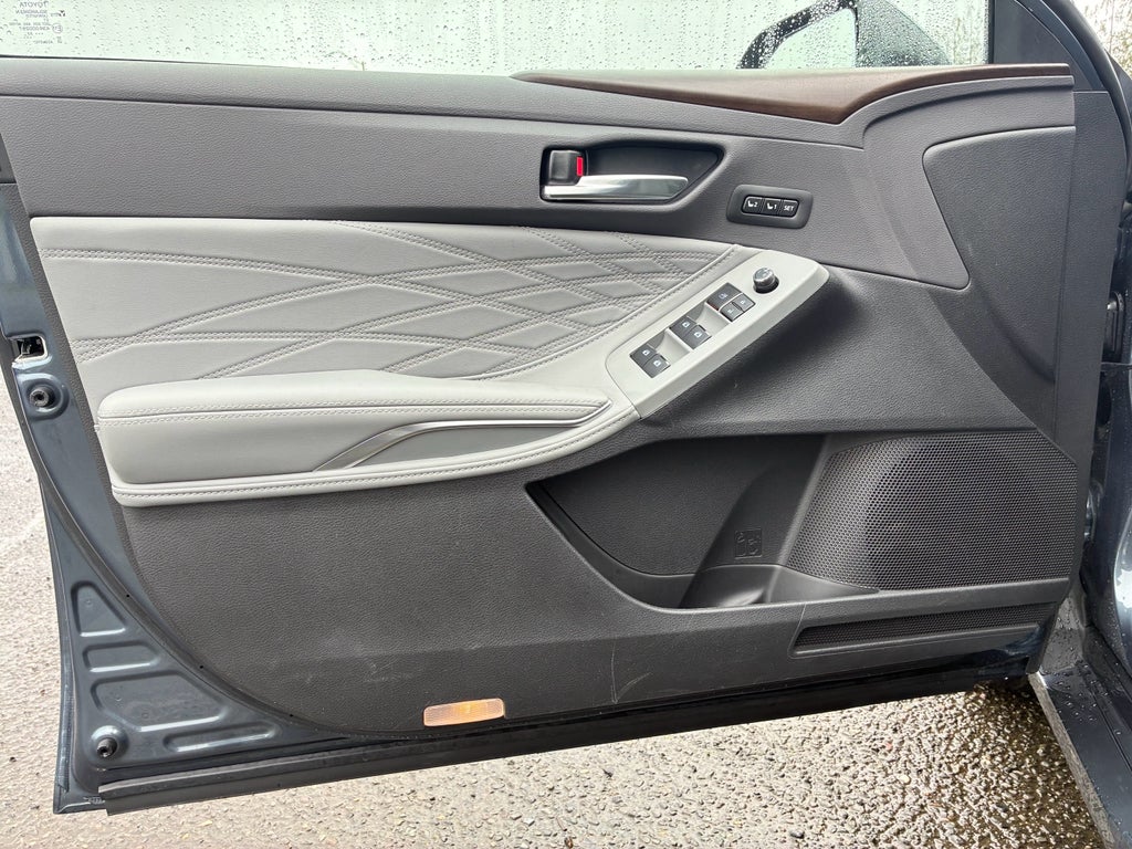 2022 Toyota Avalon Limited