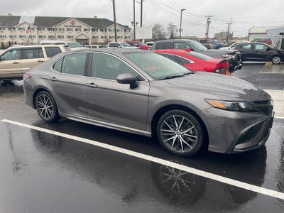 2021 Toyota Camry SE
