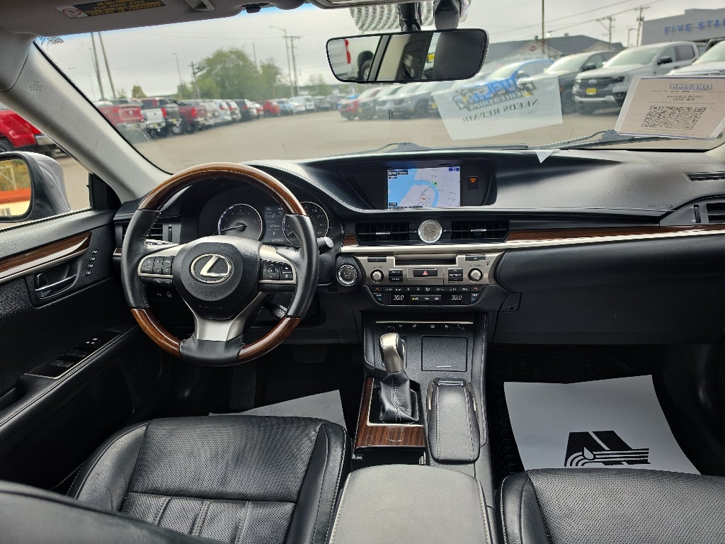 2016 Lexus ES 350 Base