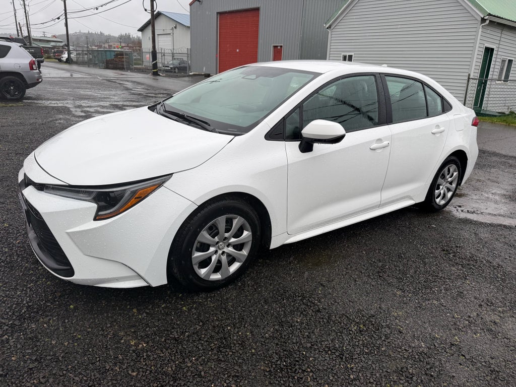 2023 Toyota Corolla LE