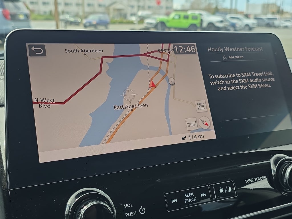 2024 INFINITI QX80 LUXE