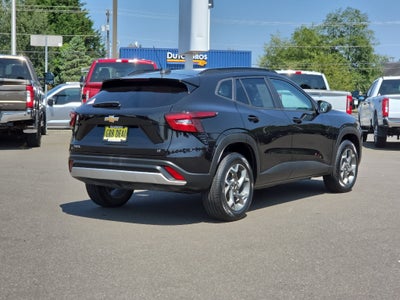 2025 Chevrolet Trax LT