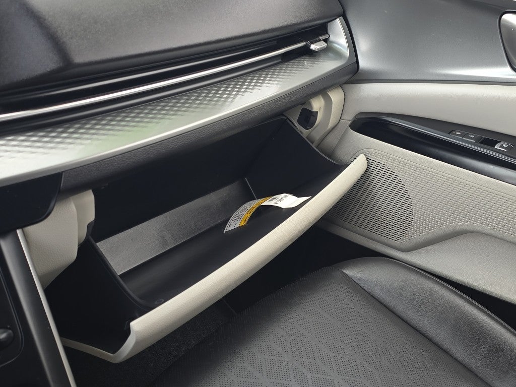 2022 Kia Carnival LXS