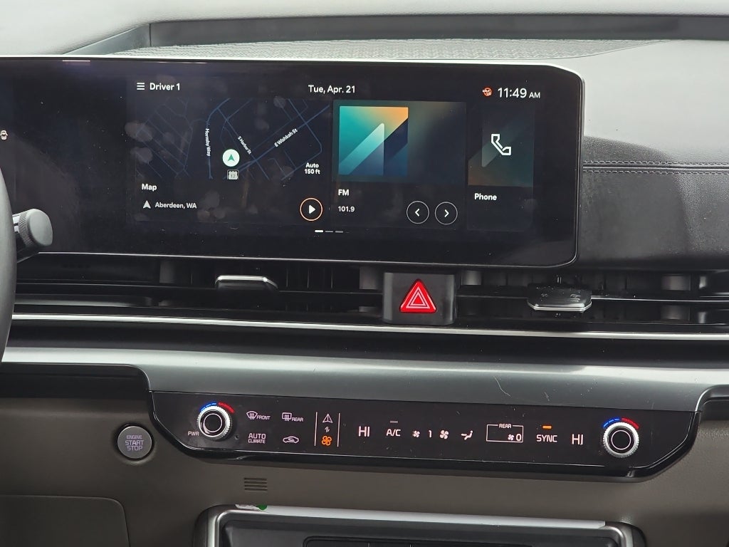 2025 Kia Carnival LXS