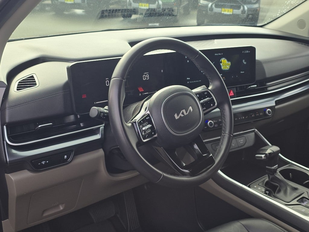 2025 Kia Carnival LX