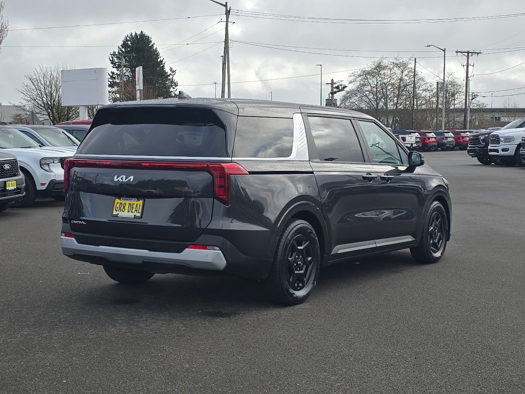 2025 Kia Carnival LX