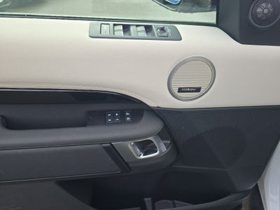 2025 Land Rover Discovery S