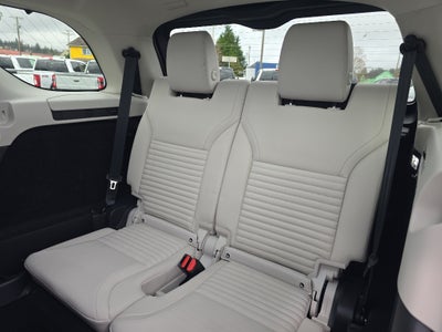 2025 Land Rover Discovery S