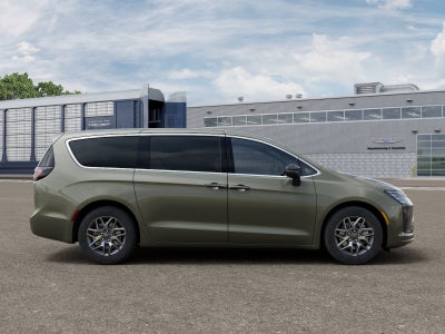 2027 Chrysler Pacifica PACIFICA LIMITED AWD